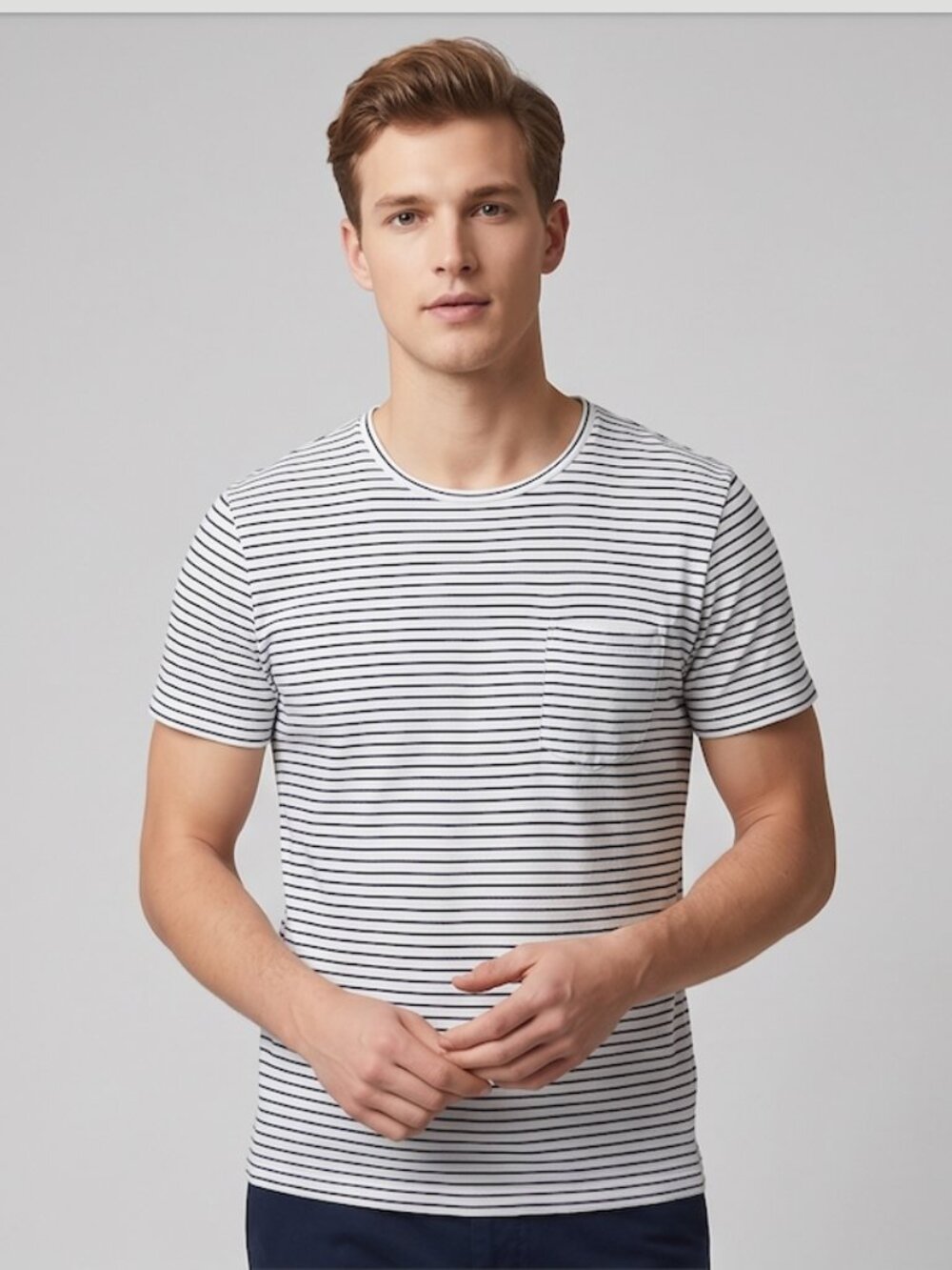 Club Monaco Stripped Tee Mens Small